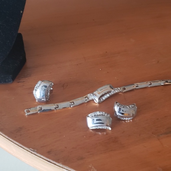 Necklace set - Picture 3 of 4